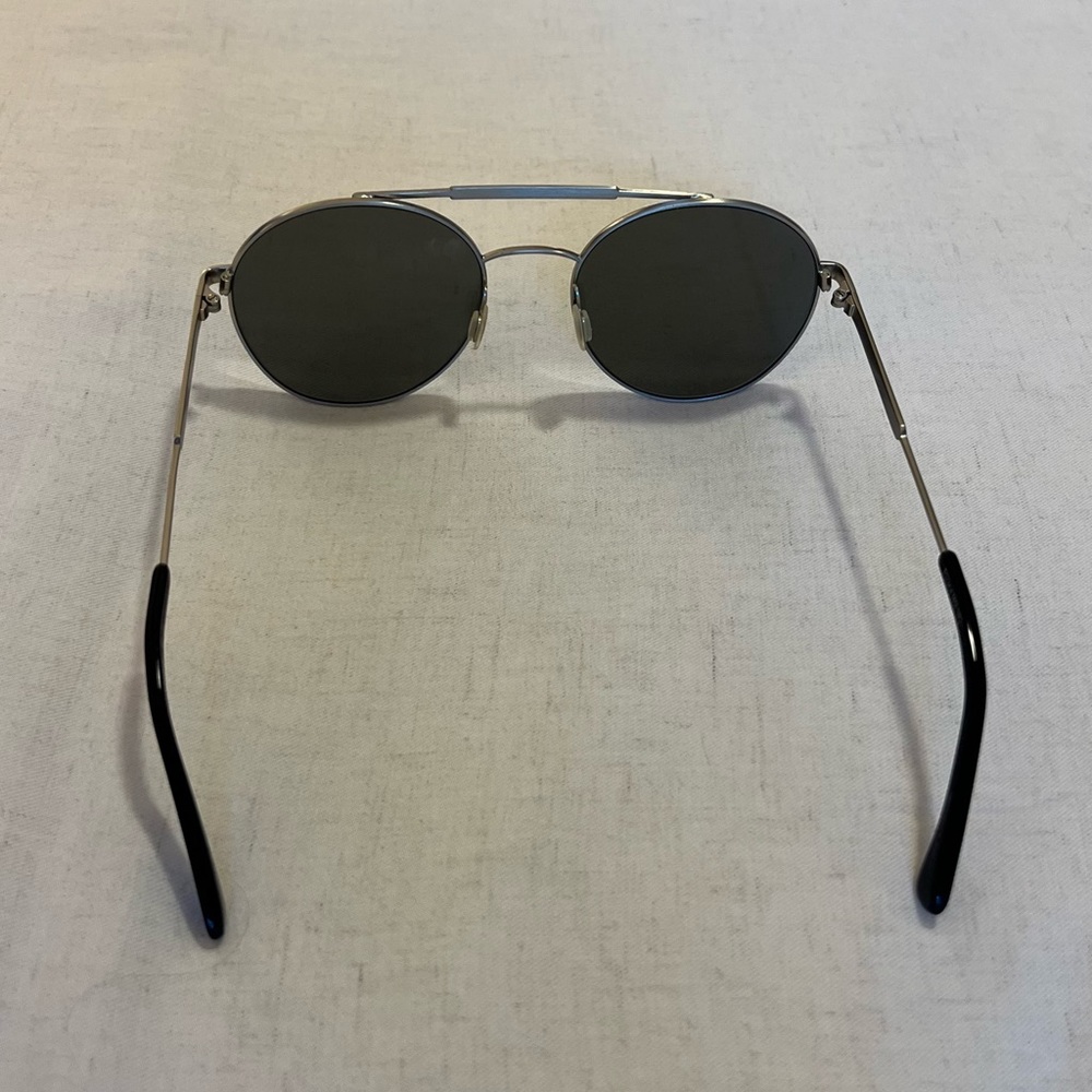 Vera Wang Silver Aviator Sunglasses - Picture 3 of 8